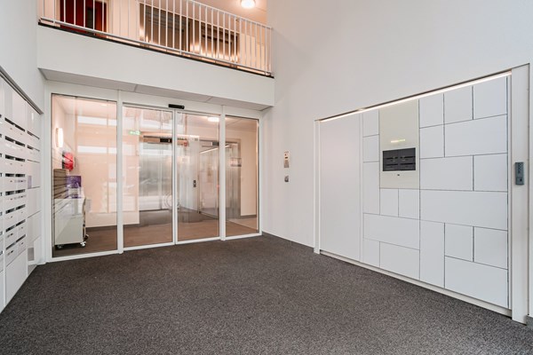 Medium property photo - Nida Senffstraat 11, 1095 MX Amsterdam